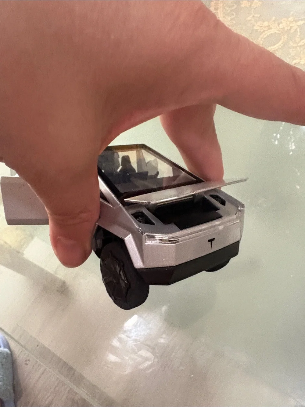 TESLA  Cybertruck Diecast Model Car  toy